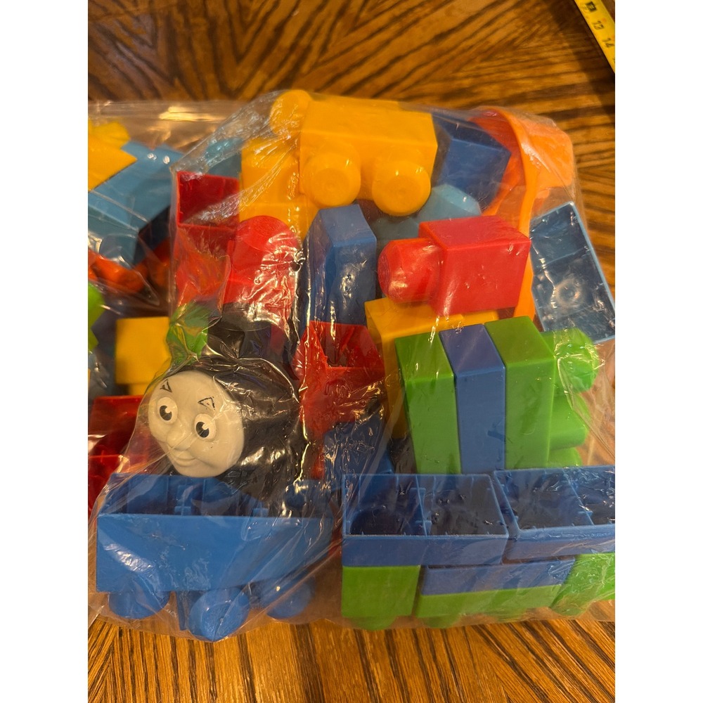 Mega Bloks Thomas & Friends Building Blocks Lot Character Pieces‎ Multicolor